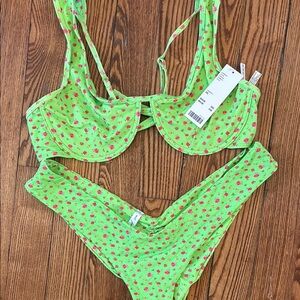 NWT Out from Under Green Floral Bikini Set
